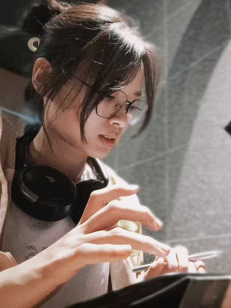 章育欣